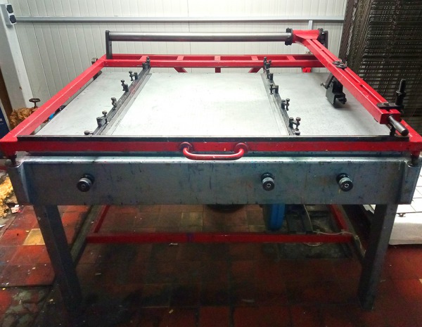 Stół do sitodruku z podsysem