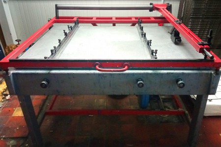 Stół do sitodruku z podsysem