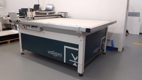 PLOTER TNĄCY VALIANI MAXIMUS 160 V