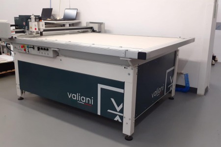 PLOTER TNĄCY VALIANI MAXIMUS 160 V