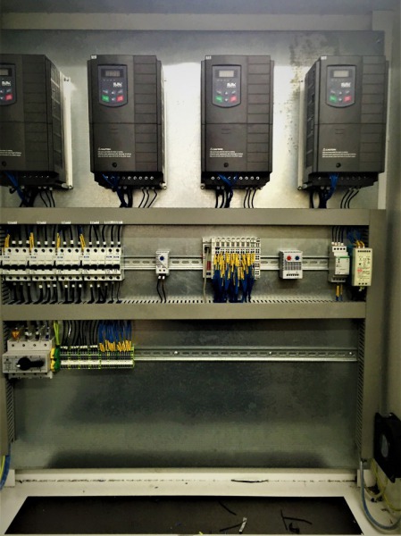 Prefabrykacja szaf sterowniczych, automatyka