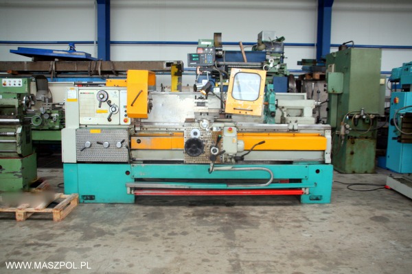 Tokarka uniwersalna CU 500 x 1500 - ZMM SLIVEN . .