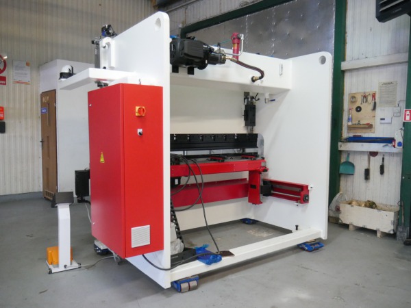 Hydrauliczna prasa krawędziowa