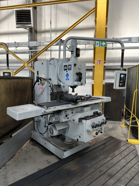 Frezarka Pionowa F 400-E