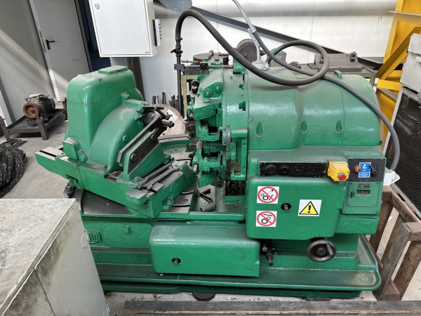 Strugarka do kół stożkowych ZSTWK