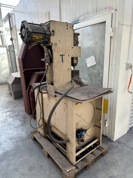 Nitownica radialna NR-16