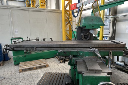 Frezarka uniwersalna FWA41M