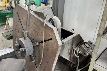 Manipulator spawalniczy OM-1000