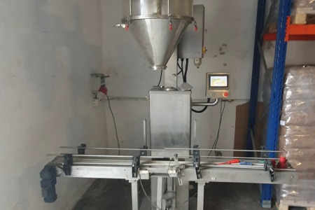 Automat dozujący sypiący do produktów sypkich