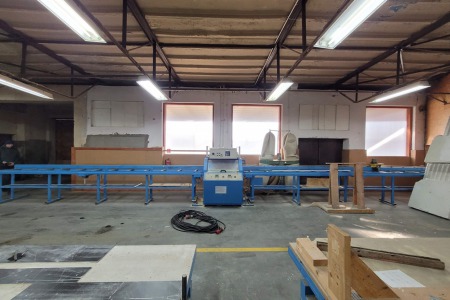 Piła kątowa K. Stroj Easy Cut 700