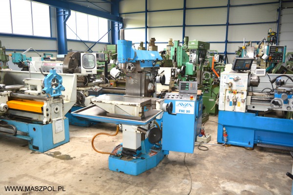 Frezarka narzędziowa FNC-30 - r.b 2001 - AVIA WARS