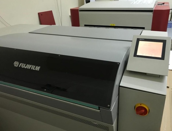 Screen 4100 E Luxel T-6000