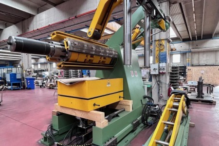 Rozwijak do blachy IRON SA 25000 ENC