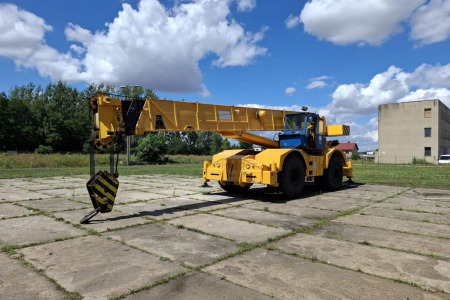 Dźwig terenowy GROVE RT755