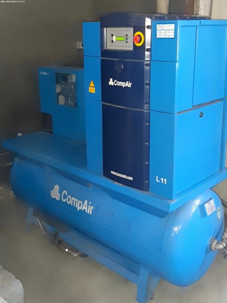 Kompresor śrubowy COMPAIR L11-7.5A