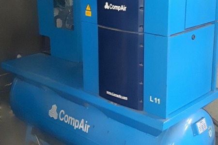 Kompresor śrubowy COMPAIR L11-7.5A