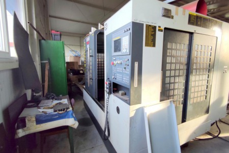 Centrum obróbcze pionowe CNC FEELER VMP 32