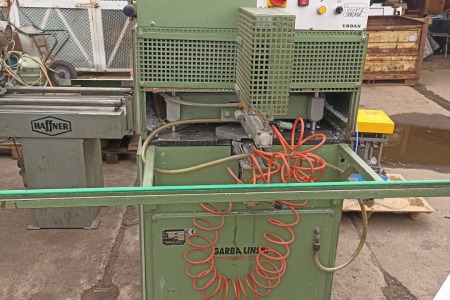 Automat oczyszczający narożniki URBAN SV300/3P