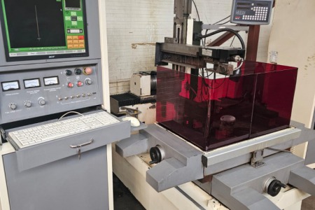 Erozyjna wycinarka drutowa CNC Profi 415.