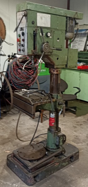 Wiertarka słupowa AMTC M42ES holenderska