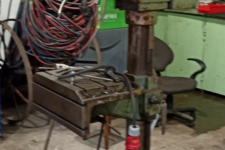 Wiertarka słupowa AMTC M42ES holenderska