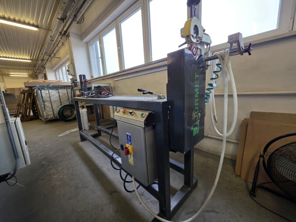 KRAJARKA PÓŁAUTOMATYCZNA DO GILZ TEKTUROWYCH